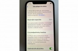 Kártyafüggetlen, karcmentes szép iPhone 12, 128 GB eladó