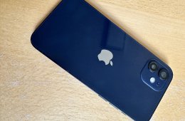 Kártyafüggetlen, karcmentes szép iPhone 12, 128 GB eladó