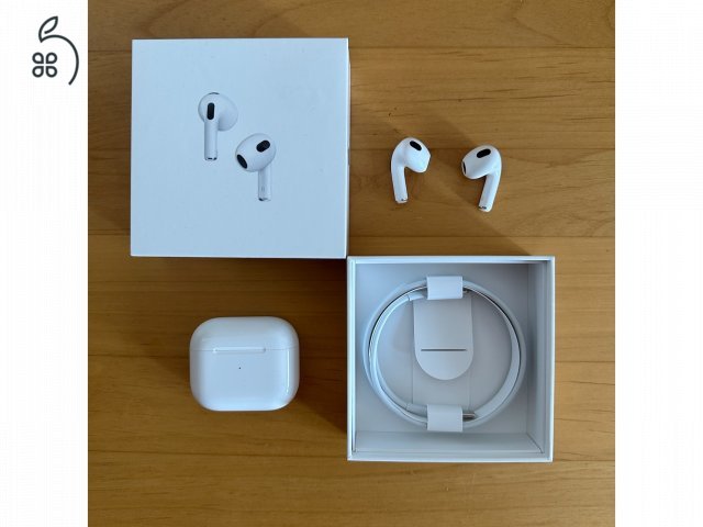 AirPods with MagSafe Charging Case (3rd generation)