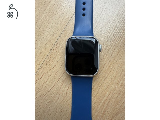 Apple Watch Series 8