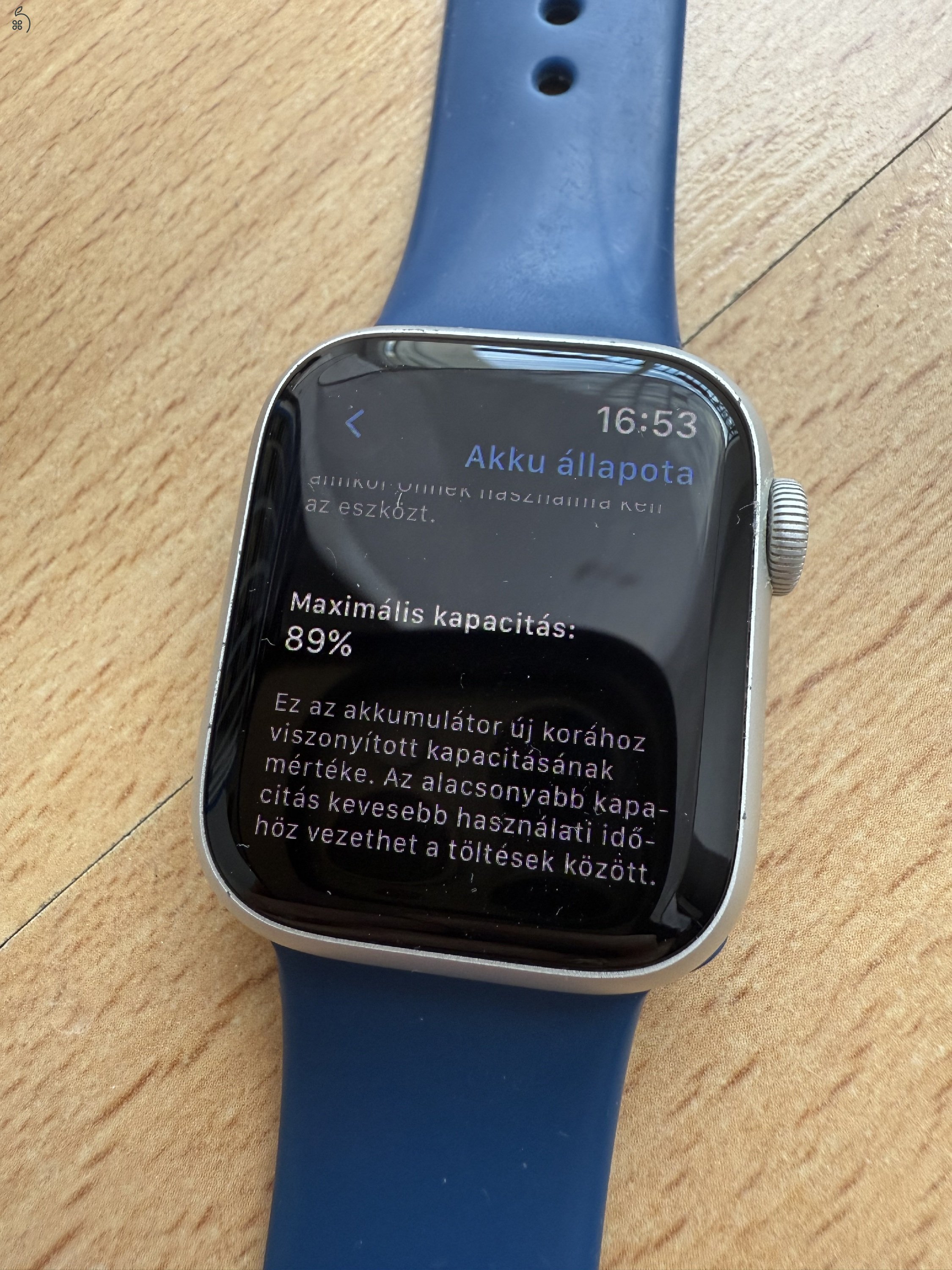 Apple Watch Series 8