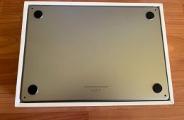 Macbook Air M2 (2022) - 13,6
