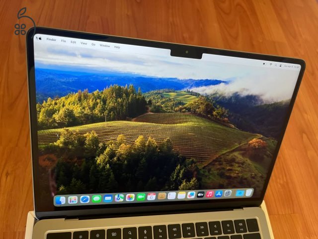 Macbook Air M2 (2022) - 13,6