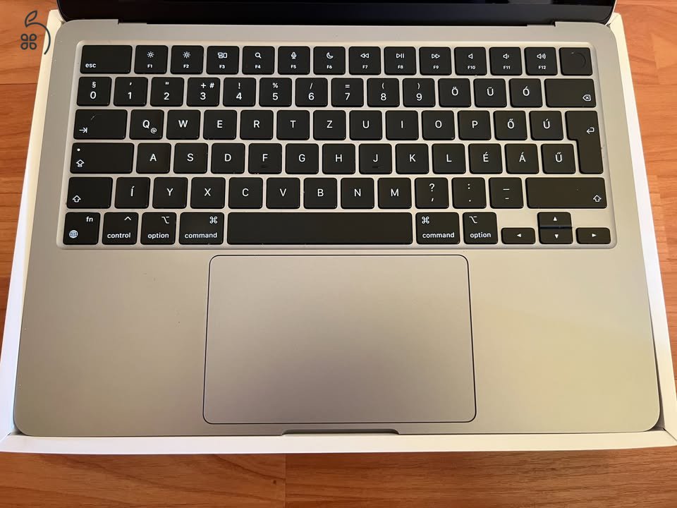 Macbook Air M2 (2022) - 13,6