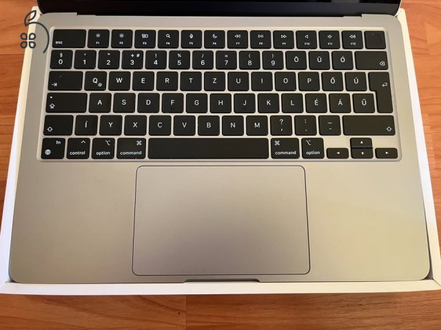 Macbook Air M2 (2022) - 13,6