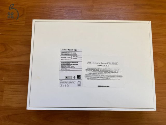 Macbook Air M2 (2022) - 13,6