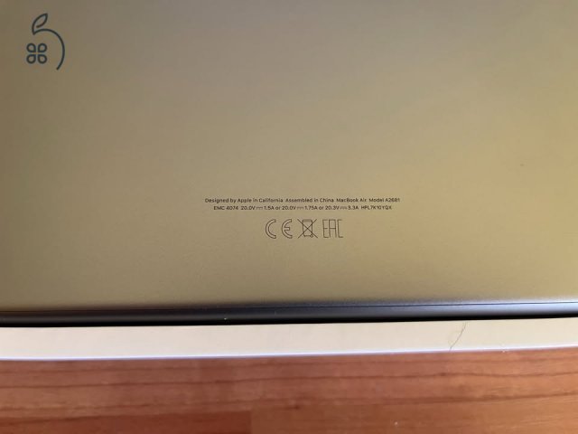 Macbook Air M2 (2022) - 13,6