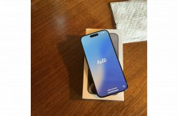 feloldott iPhone 15 Pro Max 256GB garancia