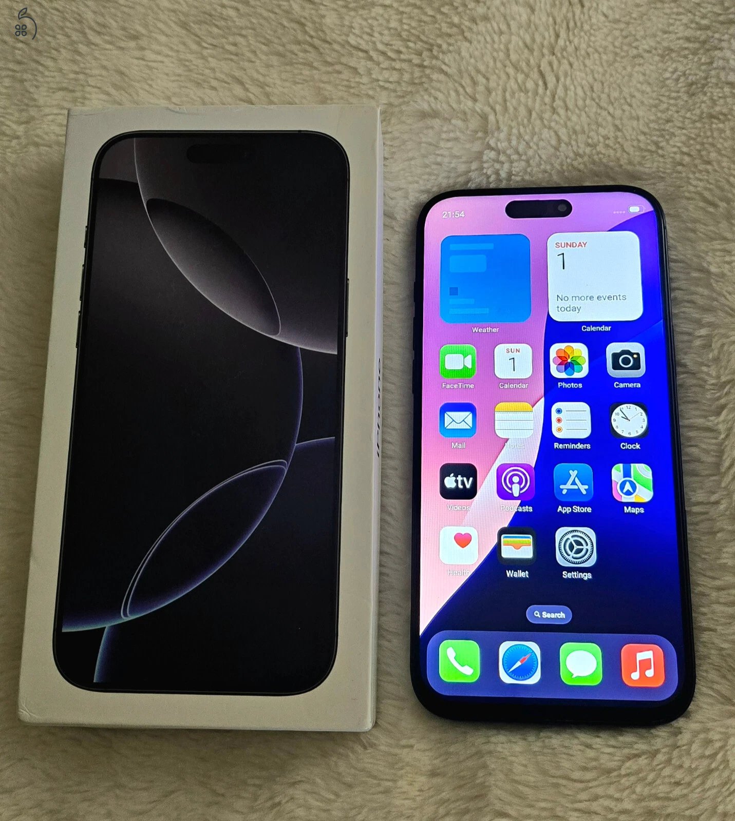 Apple iPhone 16 Pro Max - 1 TB - Fekete Titán (Feloldott Garancia)