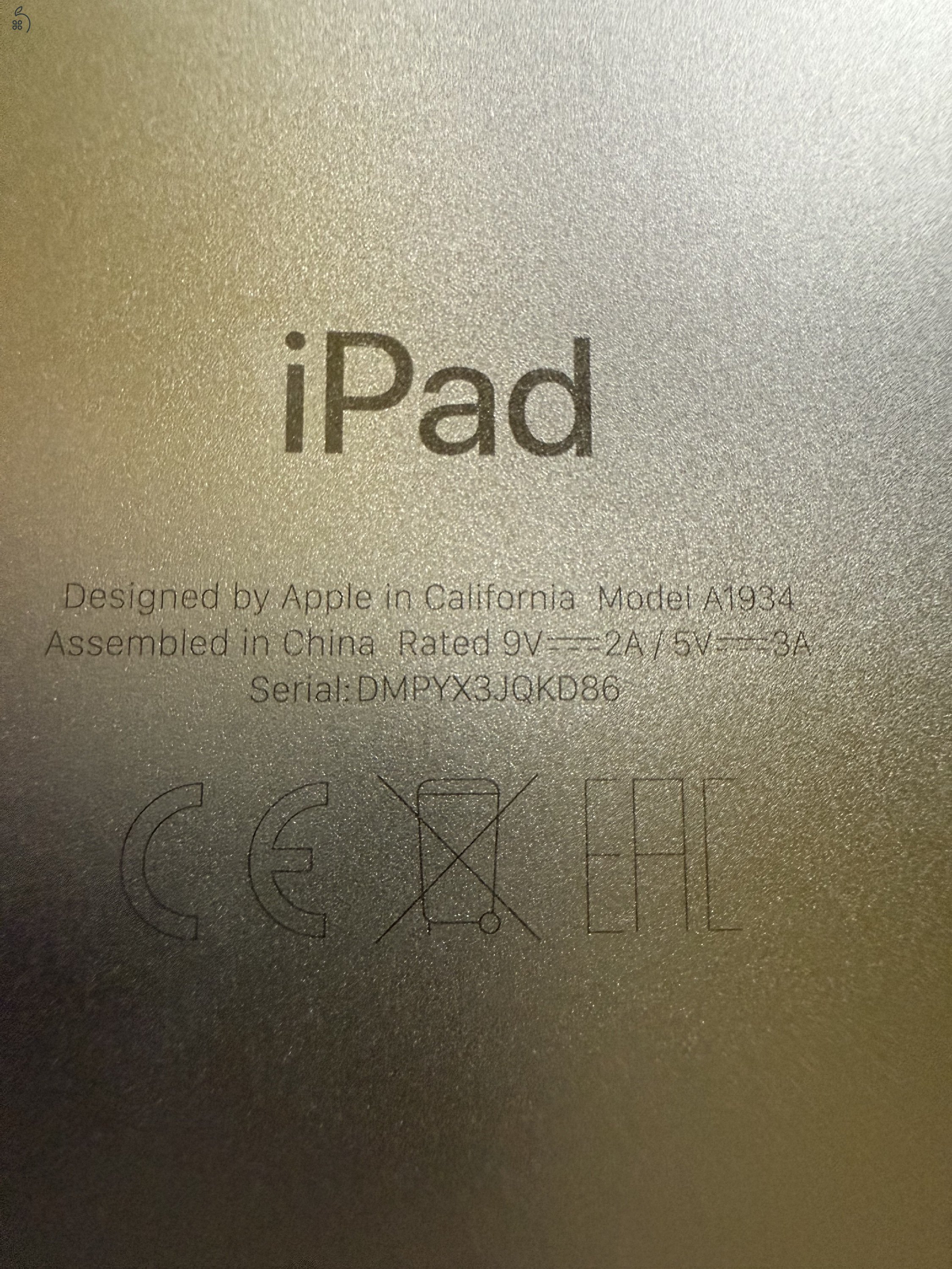 JEGELVE iPad Pro 11’ 256 GB 1.gen. ELADNI SZERETNÉM AZÉRT ENNYI!!!! 119990ft