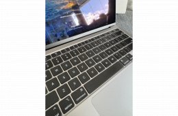 Eladó vagy csere! Macbook Air, M1, 13 colos, 16 Gb ram 512 SSD, US billentyűzetkiosztás