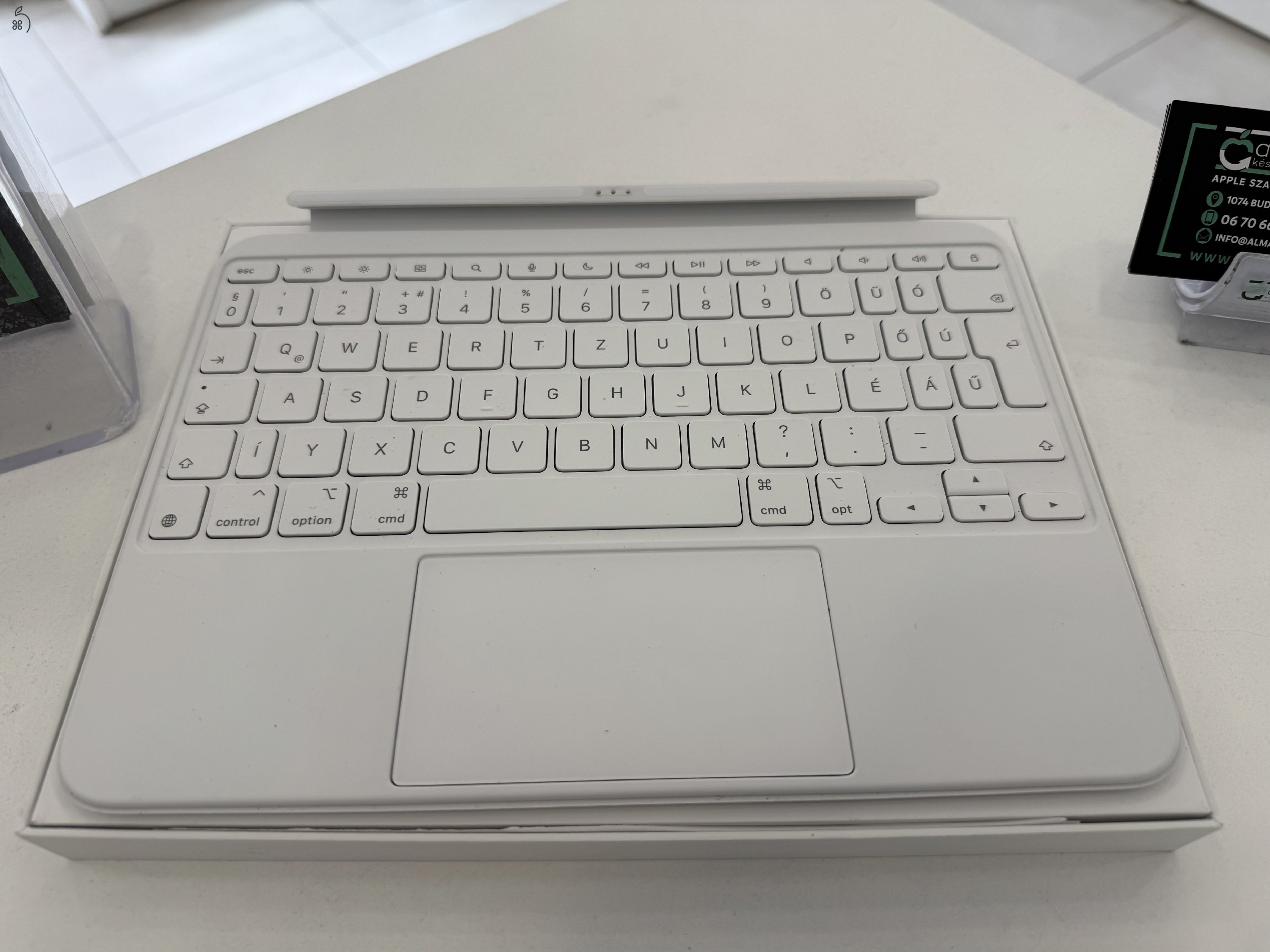 iPad 10/11(A16/Gyári Apple Bill./2026.05.09.Apple Gar./A2695 Modell