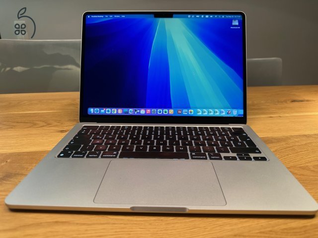 MacBook Air M2 - 16 GB RAM / 500 GB HDD / Magyar billentyüzet
