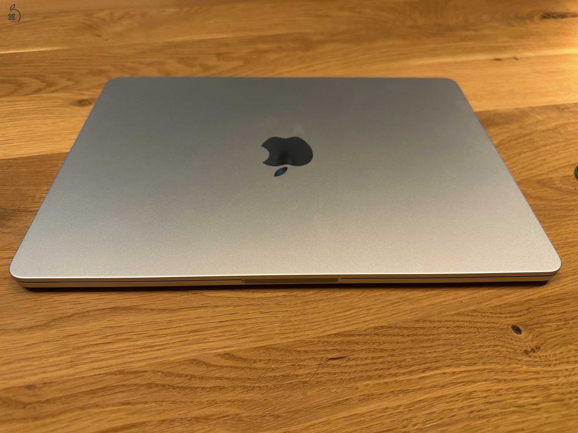 MacBook Air M2 - 16 GB RAM / 500 GB HDD / Magyar billentyüzet