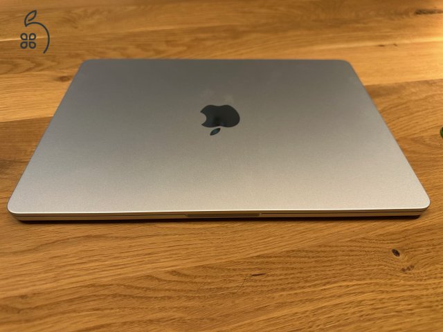 MacBook Air M2 - 16 GB RAM / 500 GB HDD / Magyar billentyüzet