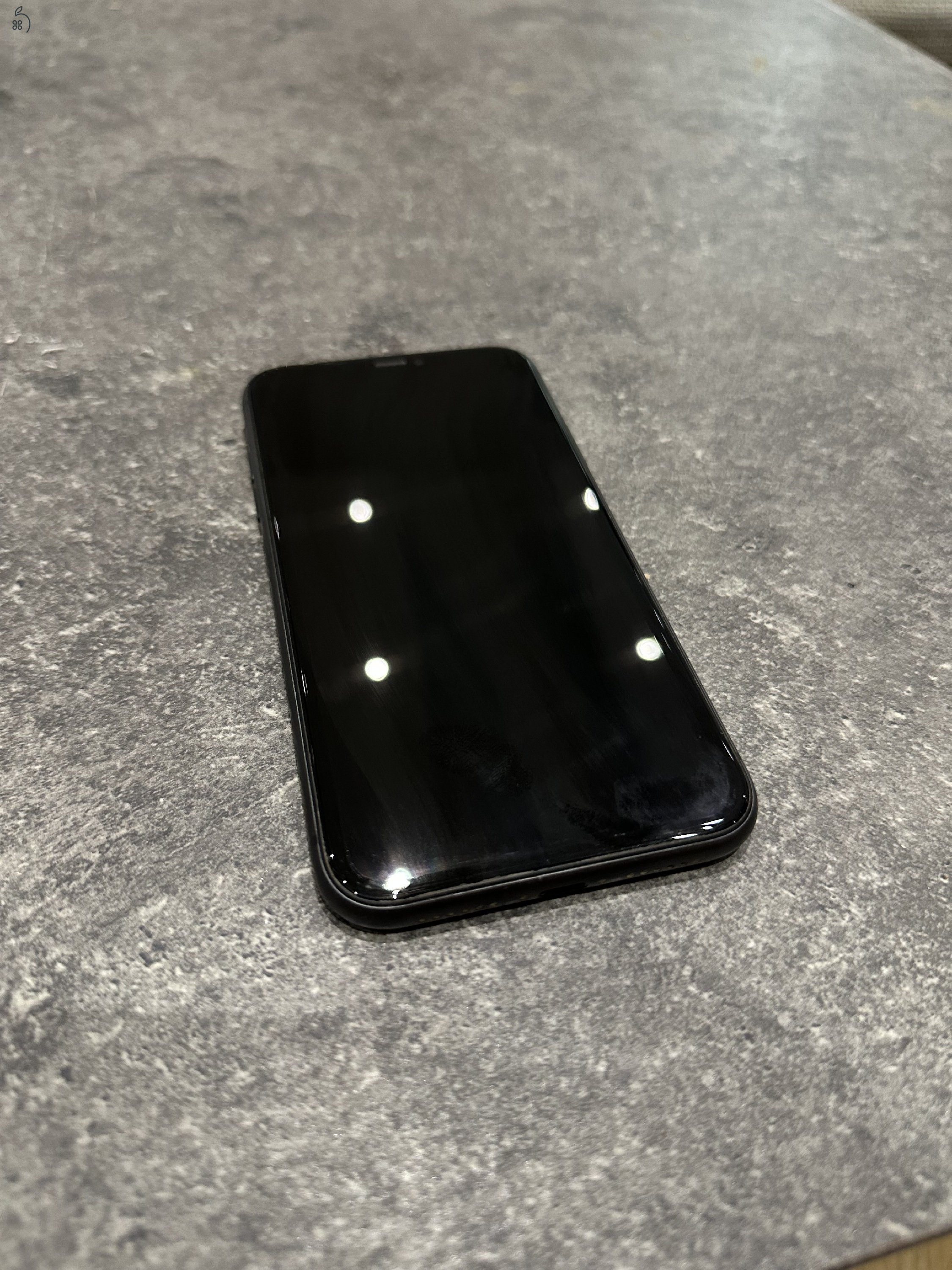 Iphone 11 128GB black, karcmentes, kártyafüggetlen