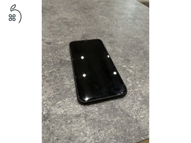 Iphone 11 128GB black, karcmentes, kártyafüggetlen