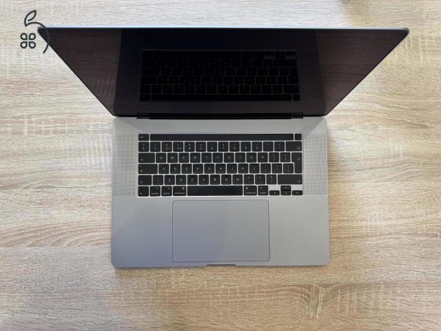 MacBook Pro 16'