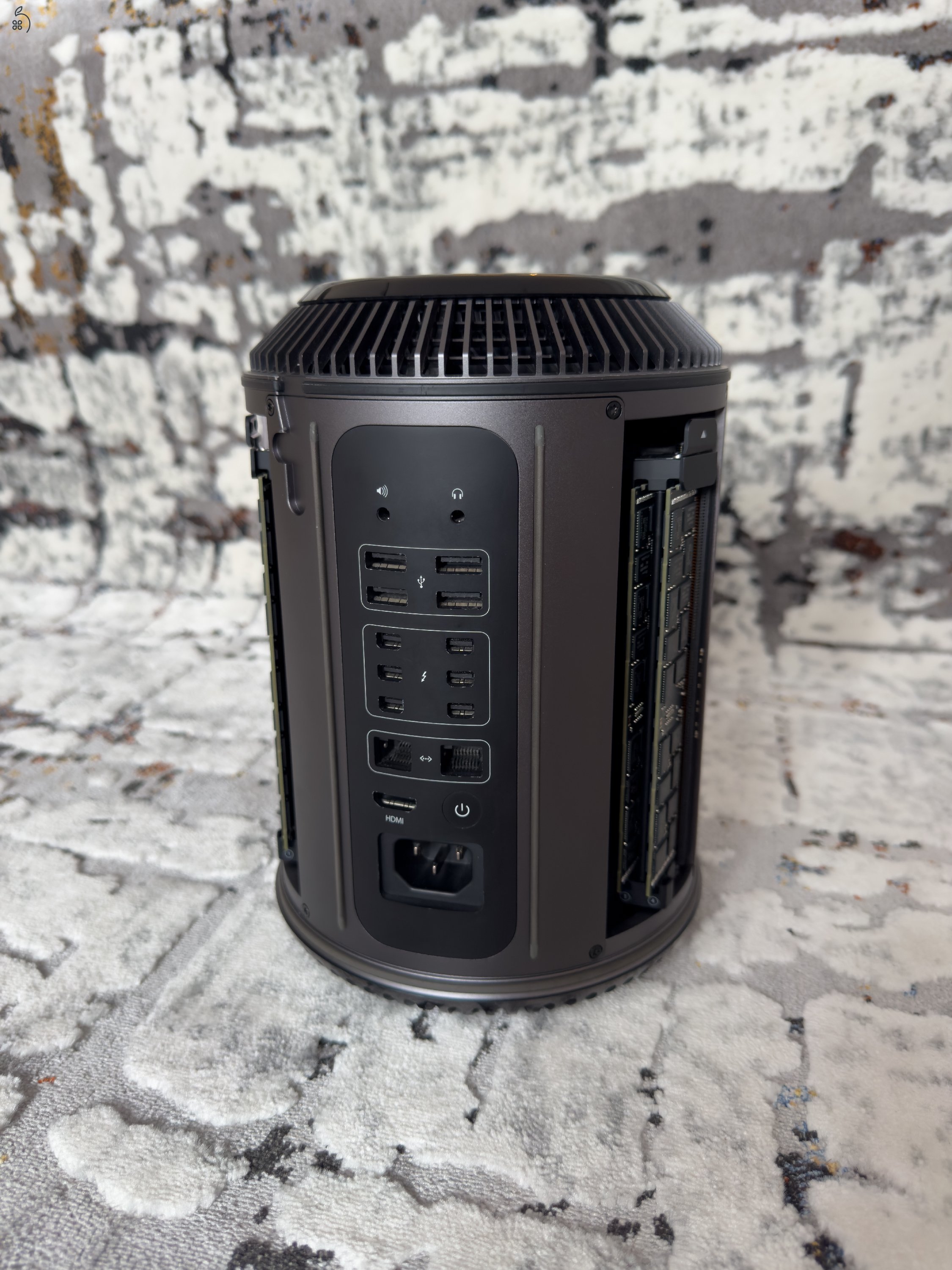 Apple Mac Pro 64GB RAM, 1TB SSD