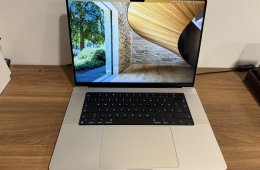 Eladó MacBook Pro M1 Max / 32GB RAM / 1TB SSD / Silver