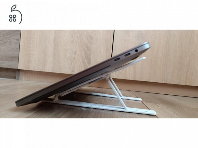 MacBook Pro 13
