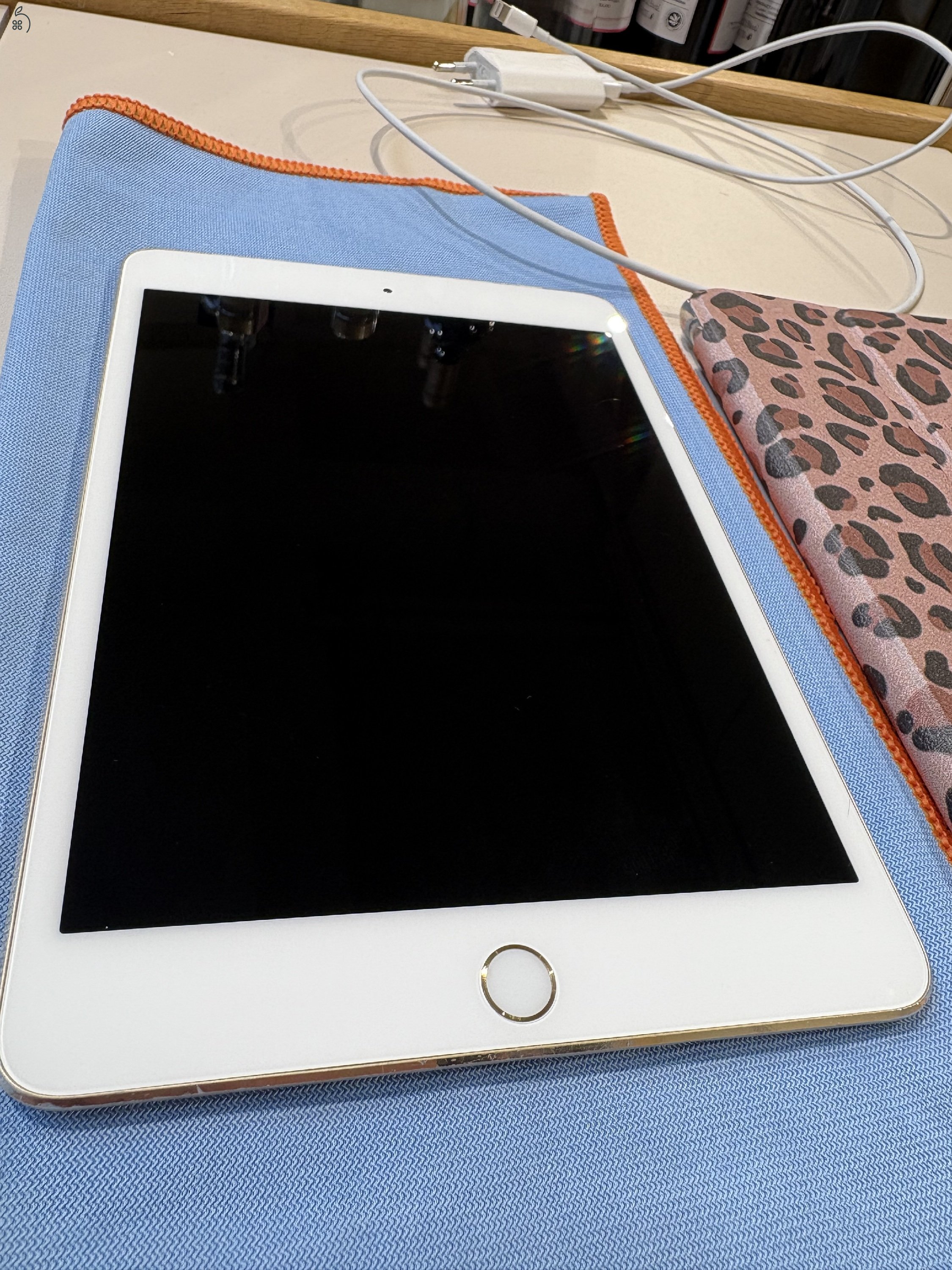 Apple ipad mini 4 16 GB
