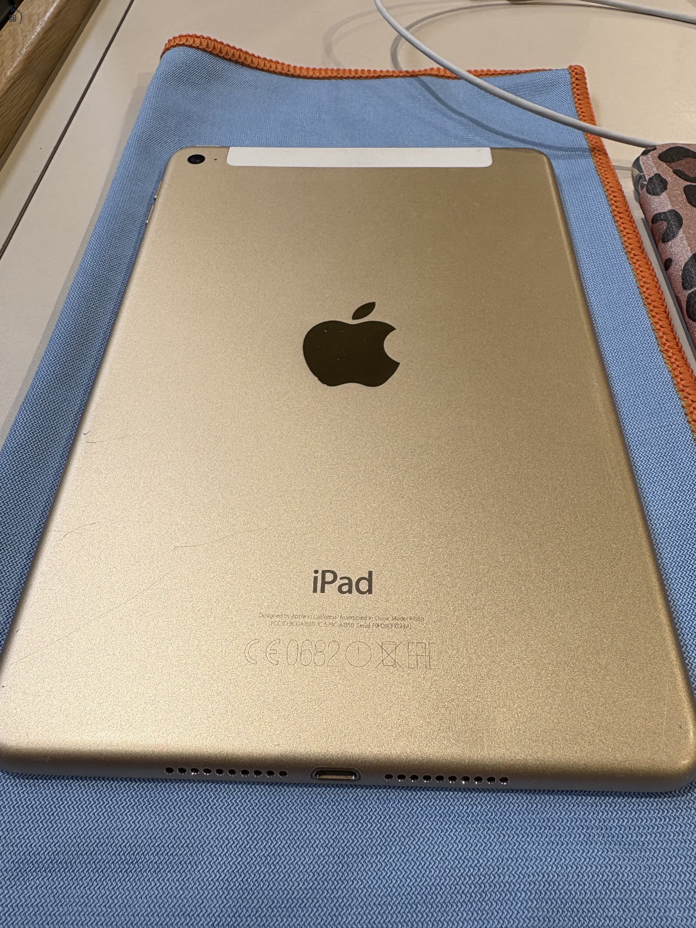 Apple ipad mini 4 16 GB