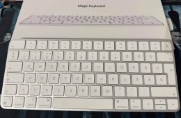 Apple Keyboard 
