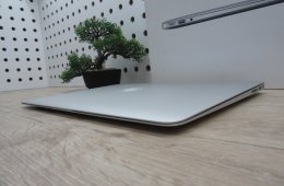 Apple Macbook Air 13 - 2017 2019-es gyártás - Használt, újszerű állapot, minden alkatrésze gyári
