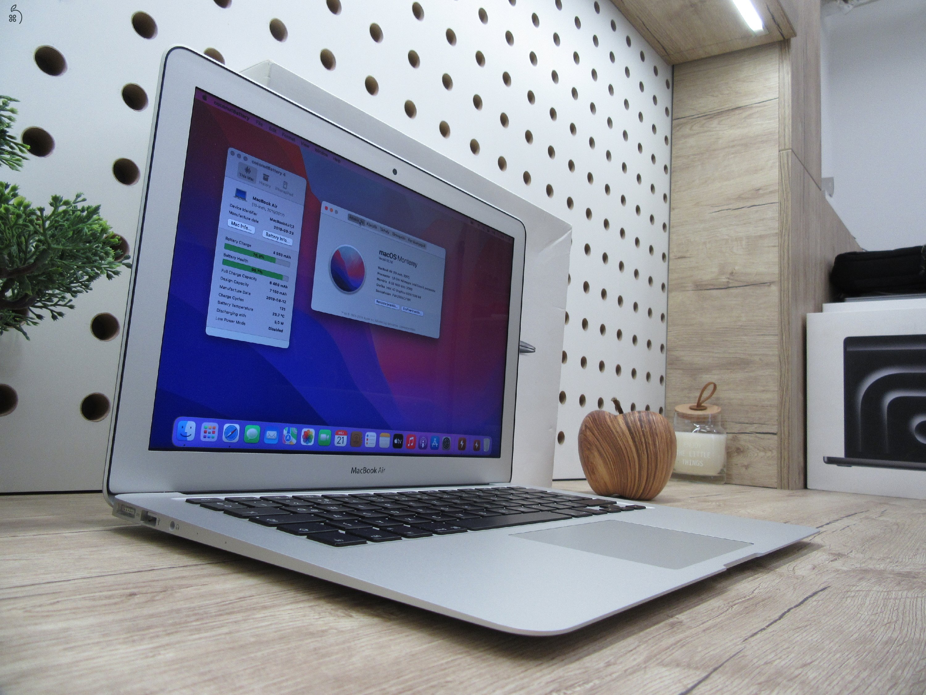 Apple Macbook Air 13 - 2017 2019-es gyártás - Használt, újszerű állapot, minden alkatrésze gyári