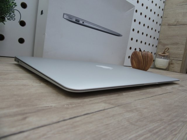 Apple Macbook Air 13 - 2017 2019-es gyártás - Használt, újszerű állapot, minden alkatrésze gyári