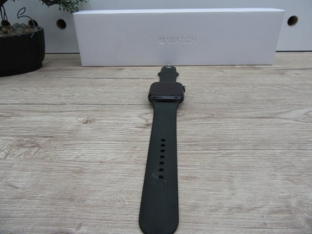 Apple Watch 6 - 44 mm - Használt