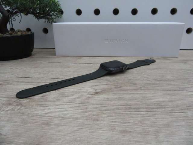 Apple Watch 6 - 44 mm - Használt