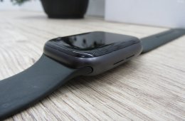 Apple Watch 6 - 44 mm - Használt
