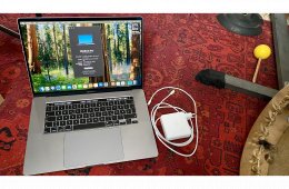 MacBook Pro 2019 16'' (2.6 Ghz i7, 16Gb Ram, 512 Gb SSD, 4Gb Radeon Pro 5300M)