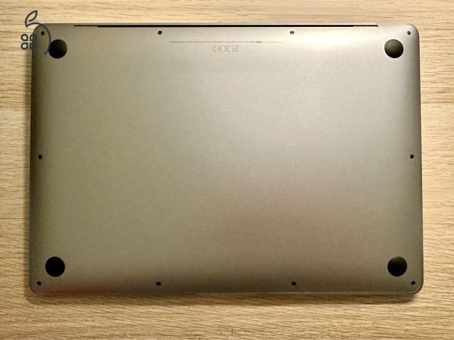 MacBook Air CTO - M1 chip, 16 GB RAM, 512 GB SSD, magyar billentyűzettel
