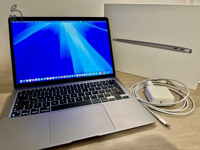 MacBook Air CTO - M1 chip, 16 GB RAM, 512 GB SSD, magyar billentyűzettel