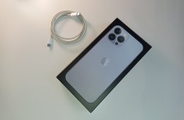 iPhone 13 Pro Max számlával, gyönyörű állapotban