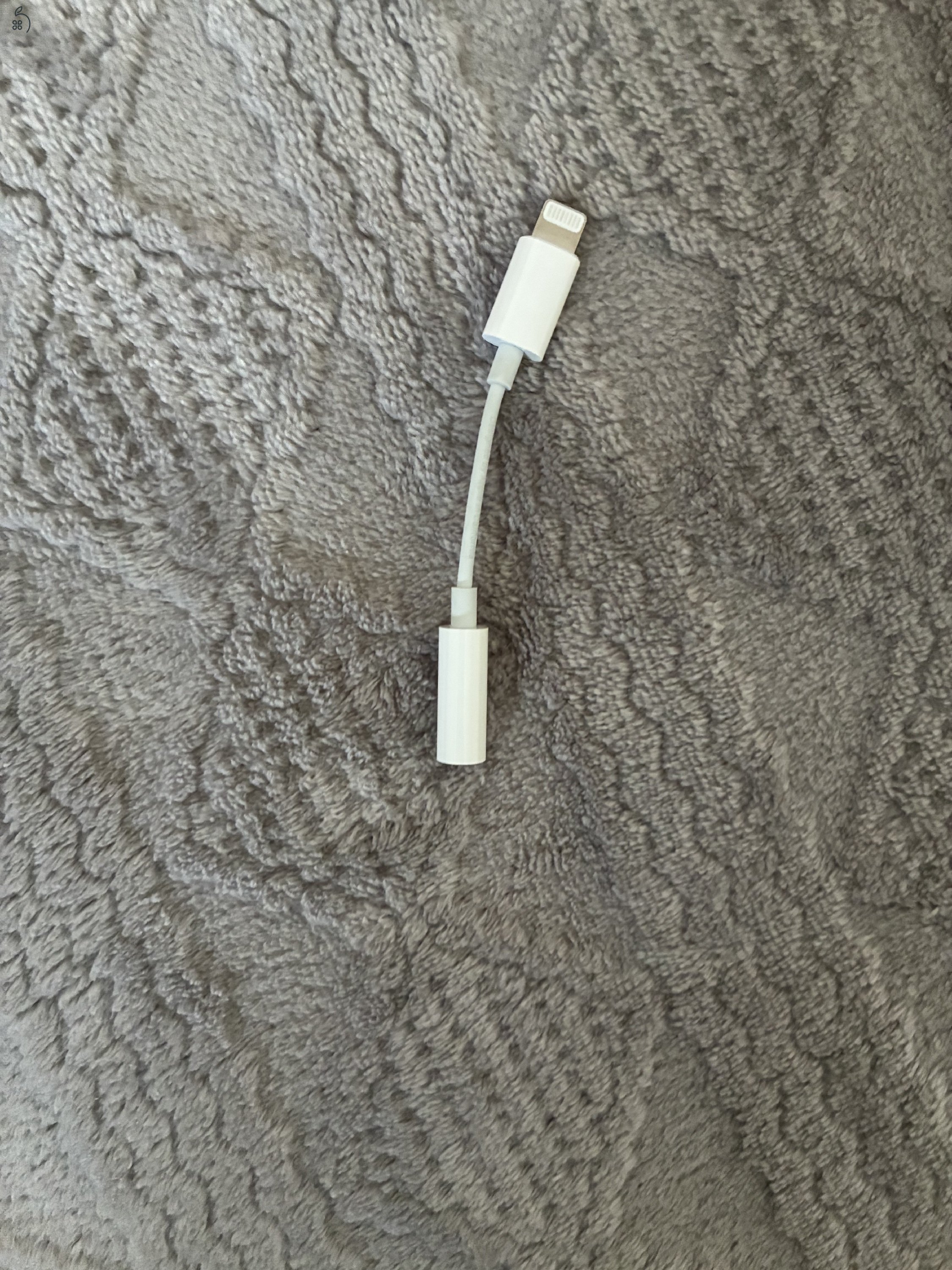 Apple Lightning–3,5 mm jack adapter