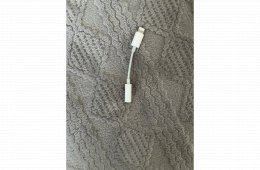 Apple Lightning–3,5 mm jack adapter