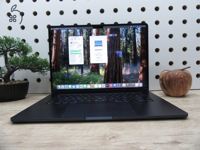 Apple Macbook Air 15 - 2023 - Használt, karcmetes
