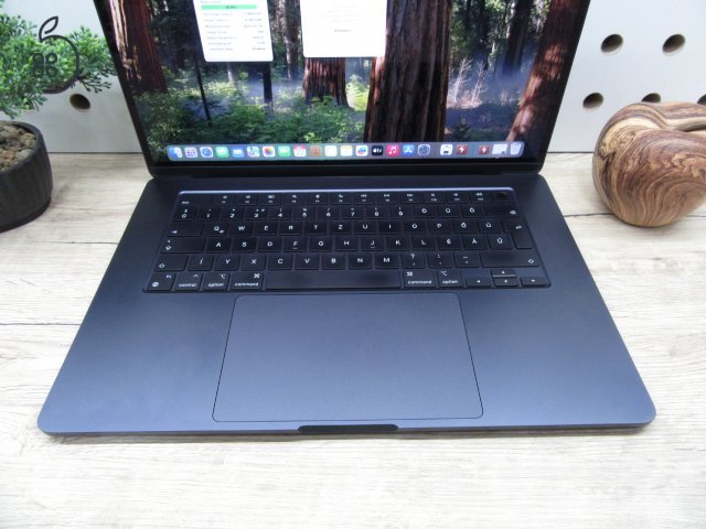 Apple Macbook Air 15 - 2023 - Használt, karcmetes