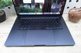 Apple Macbook Air 15 - 2023 - Használt, karcmetes