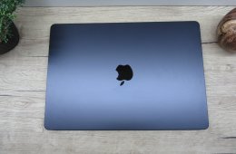 Apple Macbook Air 15 - 2023 - Használt, karcmetes