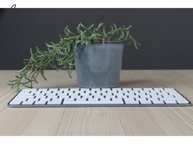 Újszerű Apple Magic Keyboard Blue A+ US-6777