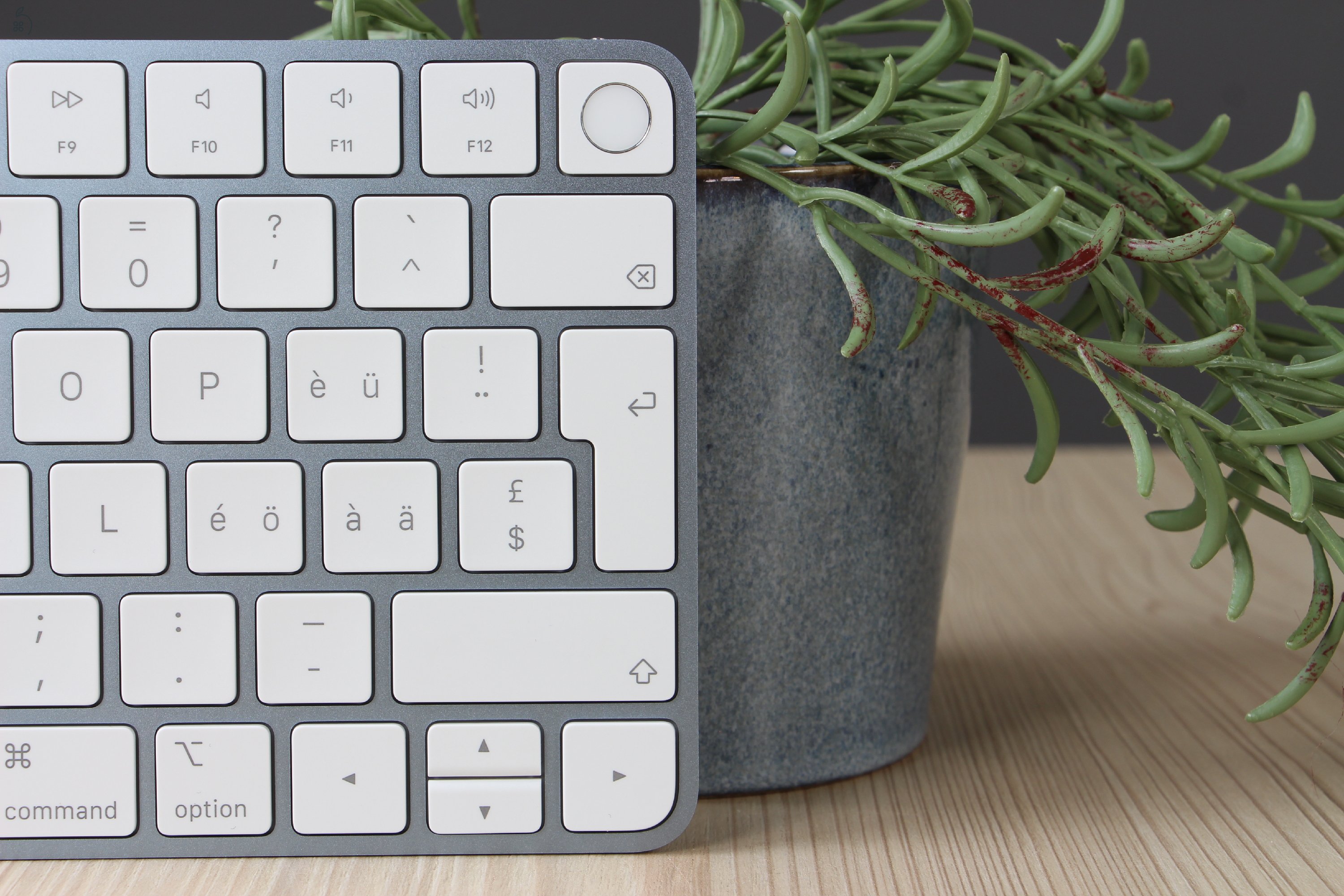 Újszerű Apple Magic Keyboard Blue A+ US-6777
