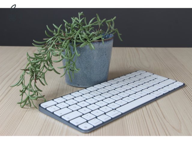 Újszerű Apple Magic Keyboard Blue A+ US-6777