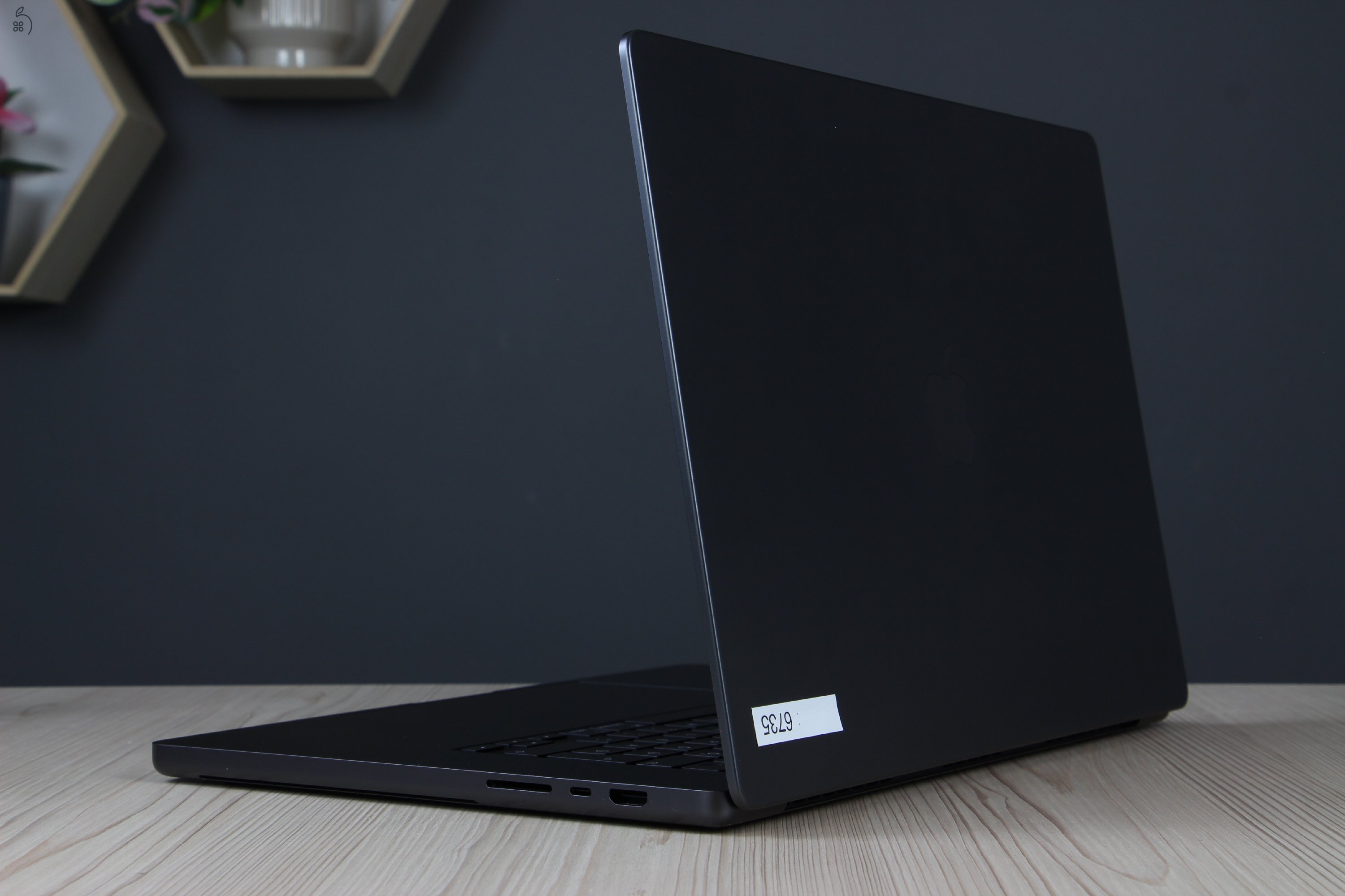 Apple Macbook Pro 16