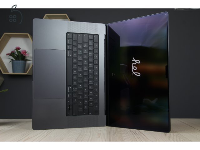 Apple Macbook Pro 16