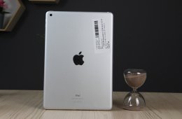 Használt Apple iPad 8 32GB Wifi Space Gray A+ US-6753